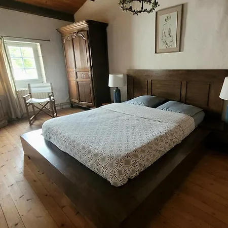 Charming With Pool Near Royan & Beaches Breuillet (Charente-Maritime)