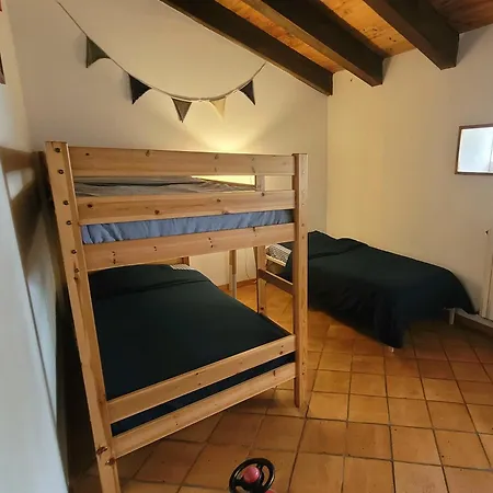 בית נופש Charming With Pool Near Royan & Beaches Breuillet (Charente-Maritime)