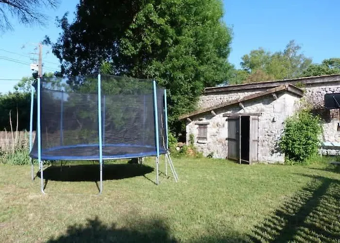 Charming With Pool Near Royan & Beaches Сasa de vacaciones